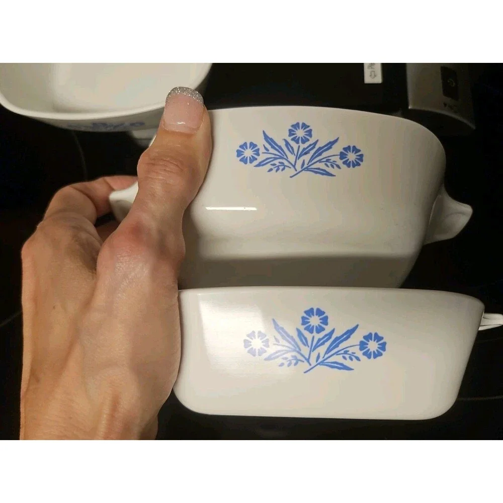 Corningware excellent few